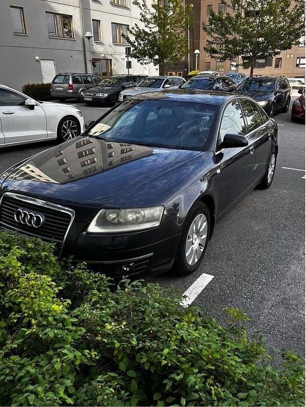Grå Begagnad 2005 Audi A6 Proline Sedan | 34 990 kr (Marknadspris) - Bild 1/4