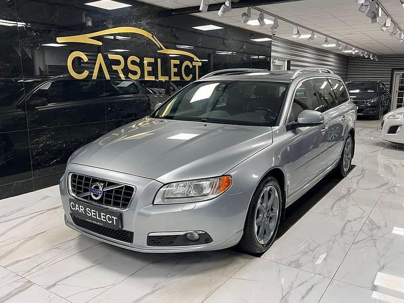 Silver Begagnad 2012 Volvo V70 Ocean Race Kombi | 109 900 kr (Marknadspris) - Bild 1/4