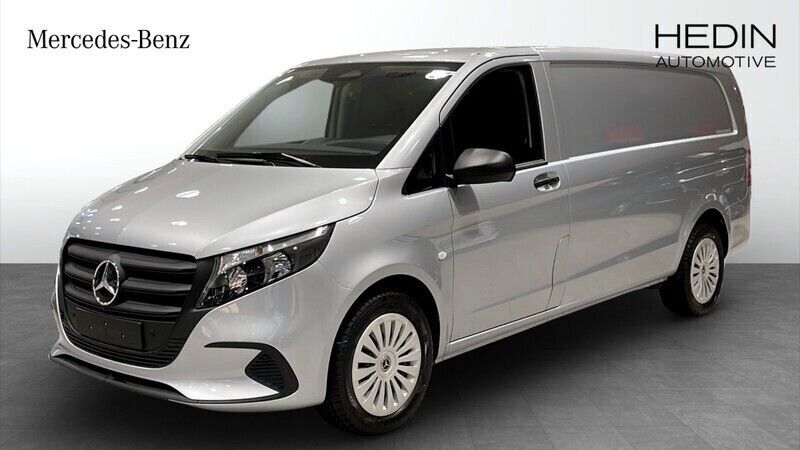Silver Ny 2024 Mercedes Vito Minibuss | 409 900 kr (Superpris) - Bild 1/4