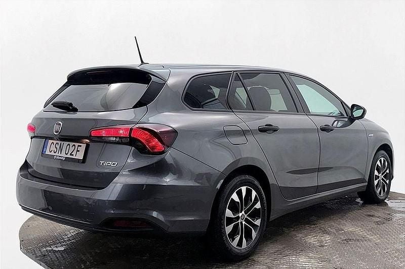 Begagnad Fiat Tipo 101 HK (74 kW) 2021 Grå Kombi
