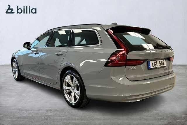 Begagnad Volvo V90 197 HK (144 kW) 2024 Kombi