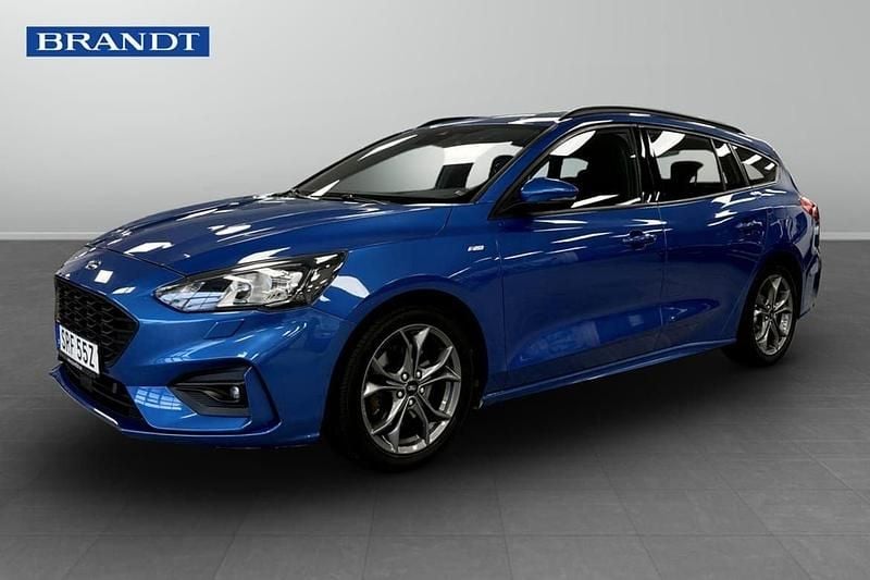 Blå Begagnad 2019 Ford Focus ST-Line Kombi | 159 900 kr (Marknadspris) - Bild 1/4