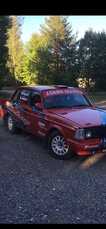 Begagnad Volvo 244 300 HK (220 kW) 1975 Sedan