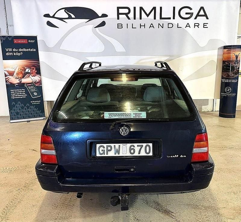 Begagnad VW Golf III 90 HK (66 kW) 1998 Blå Kombi
