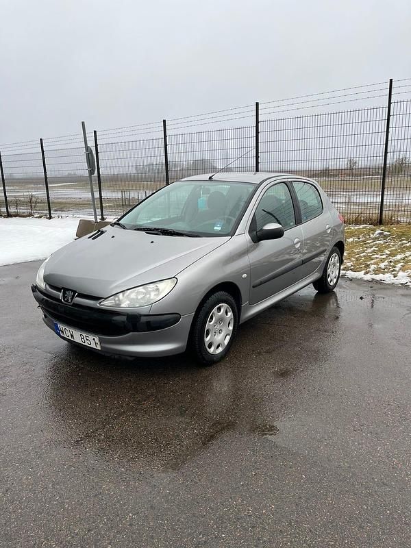 Begagnad Peugeot 206 75 HK (55 kW) 2005