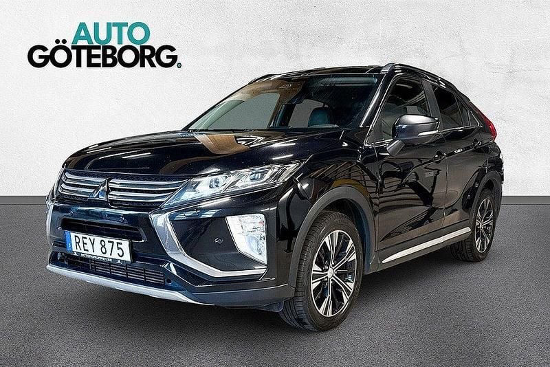Svart (svart metallic) Begagnad 2018 Mitsubishi Eclipse Cross SUV | 139 900 kr - Bild 1/3