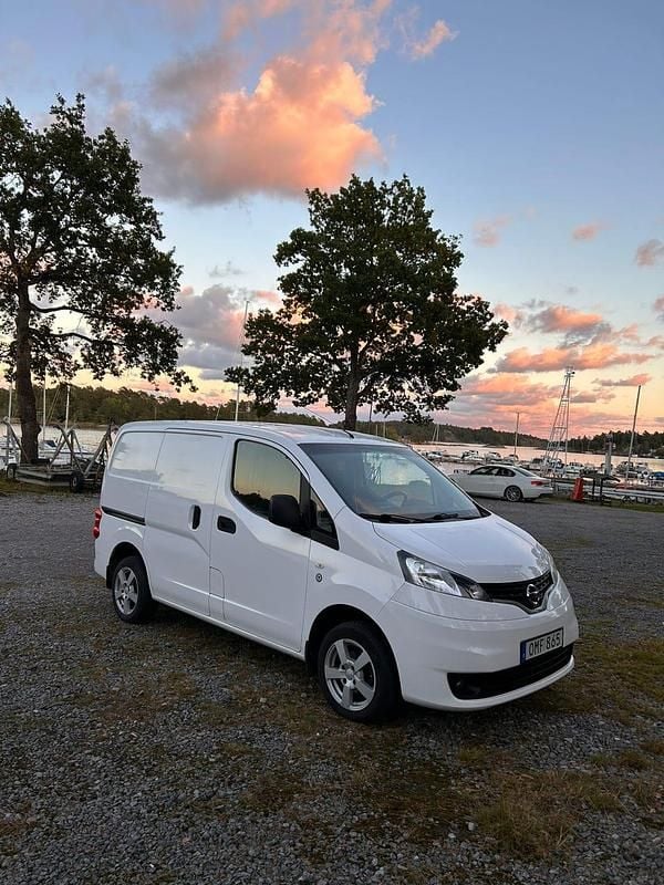 Begagnad 2017 Nissan NV200 Minibuss | 85 000 kr (Marknadspris) - Bild 1/2