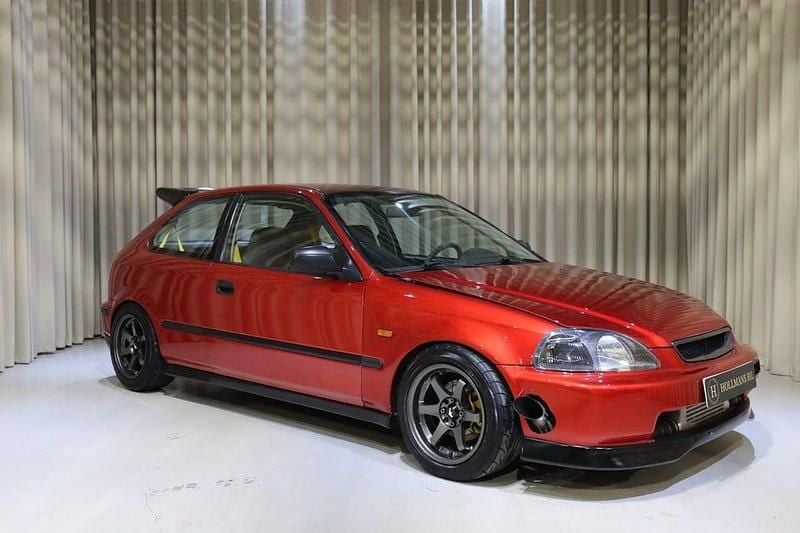 Röd Begagnad 1998 Honda Civic Sedan | 149 900 kr - Bild 1/4