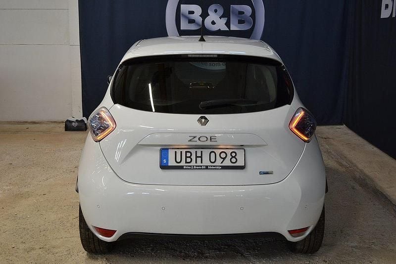 Begagnad Renault Zoe 80 kW (109 HK) 2018 Vit Halvkombi
