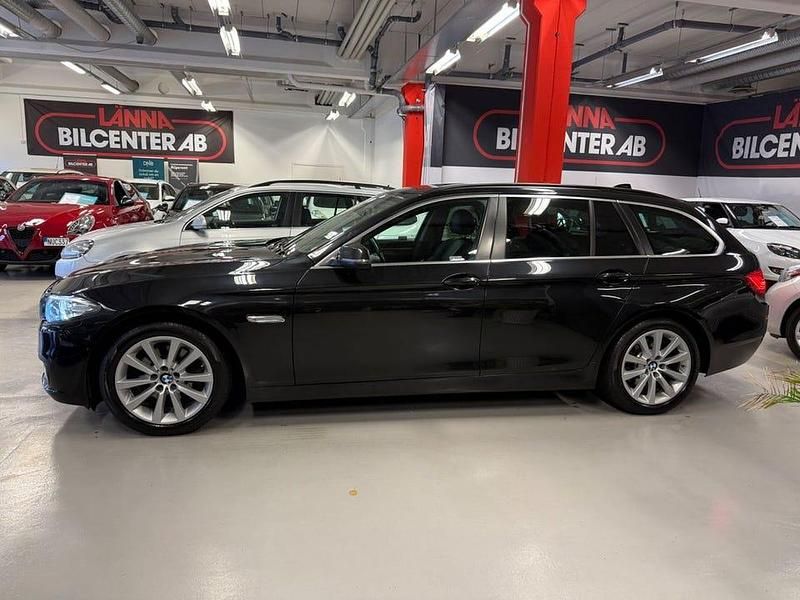 Begagnad BMW 520 190 HK (139 kW) 2016 Svart Kombi