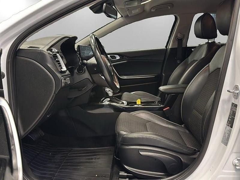 Begagnad Kia XCeed Advance 143 HK (105 kW) 2020 Clear white (ud) SUV