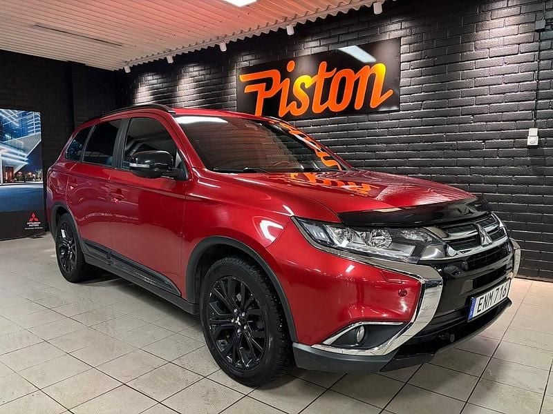 Röd Begagnad 2018 Mitsubishi Outlander SUV | 168 000 kr (Marknadspris) - Bild 1/4