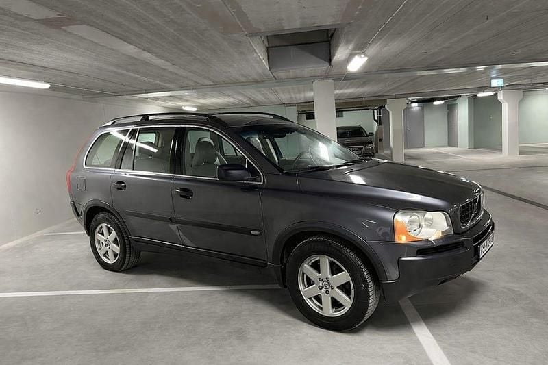 Metallic Begagnad 2006 Volvo XC90 Momentum SUV | 53 000 kr (Marknadspris) - Bild 1/4
