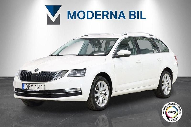 Vit Begagnad 2018 Skoda Octavia Style Kombi | 134 700 kr (Bra pris) - Bild 1/4