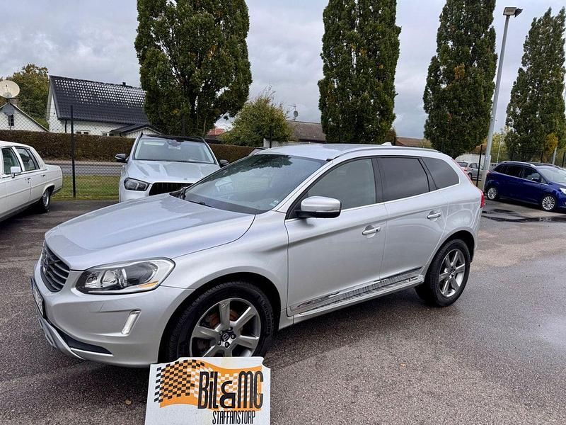 Silver Begagnad 2013 Volvo XC60 Summum SUV | 155 000 kr (Marknadspris) - Bild 1/4
