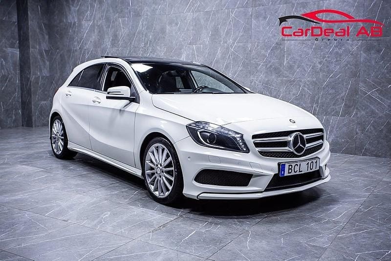 Vit Begagnad 2014 Mercedes A220 AMG line Halvkombi | 149 800 kr - Bild 1/4
