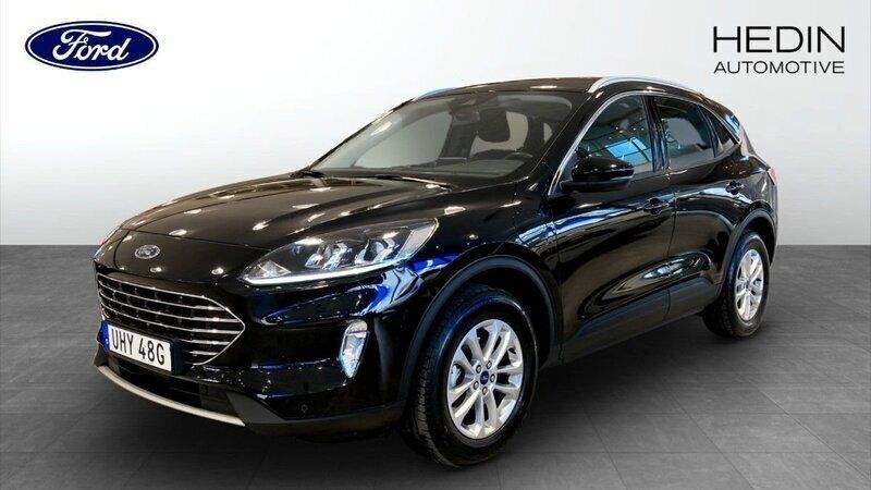 Svart (black) Begagnad 2022 Ford Kuga Titanium SUV | 259 900 kr (Bra pris) - Bild 1/4
