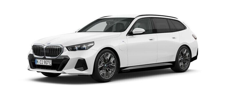 Ny 2025 BMW 530e Shadowline Kombi | 724 300 kr (Marknadspris) - Bild 1/4