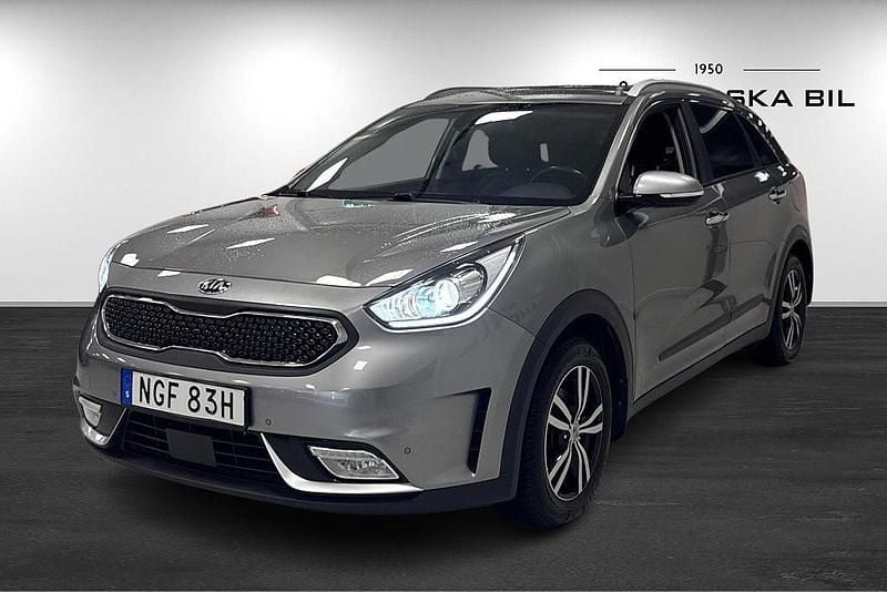 Grå Begagnad 2019 Kia Niro Advance SUV | 189 000 kr (Marknadspris) - Bild 1/3