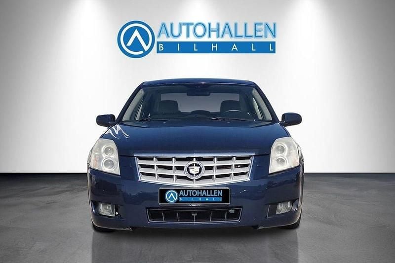 Begagnad Cadillac BLS 176 HK (129 kW) 2006 Mörkblå (blå) Sedan