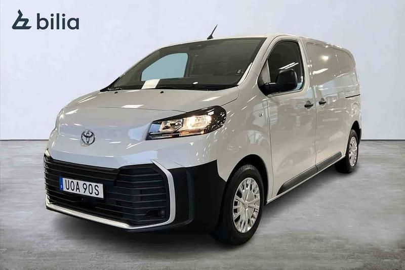 Vit Begagnad 2024 Toyota Proace Van | 489 900 kr - Bild 1/1