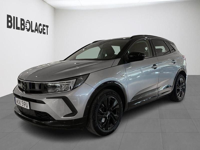 Grå Begagnad 2022 Opel Grandland X GS Line SUV | 189 800 kr (Bra pris) - Bild 1/4