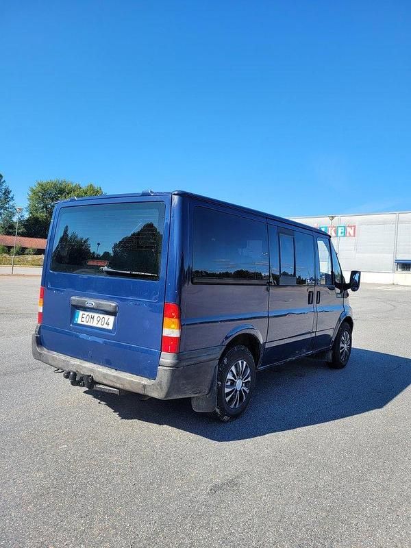Blå Begagnad 2006 Ford Transit Kombi | 55 000 kr - Bild 1/4