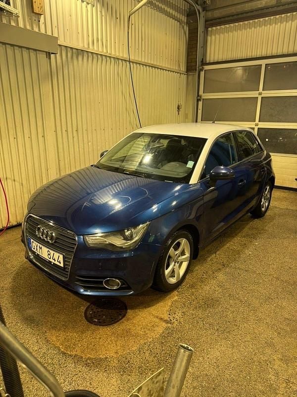 Begagnad 2013 Audi A1 Sportback Halvkombi | 89 000 kr (Marknadspris) - Bild 1/4