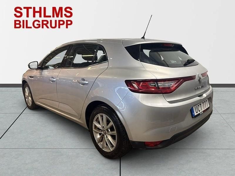 Begagnad Renault Mégane IV 101 HK (74 kW) 2018 Silver metallic