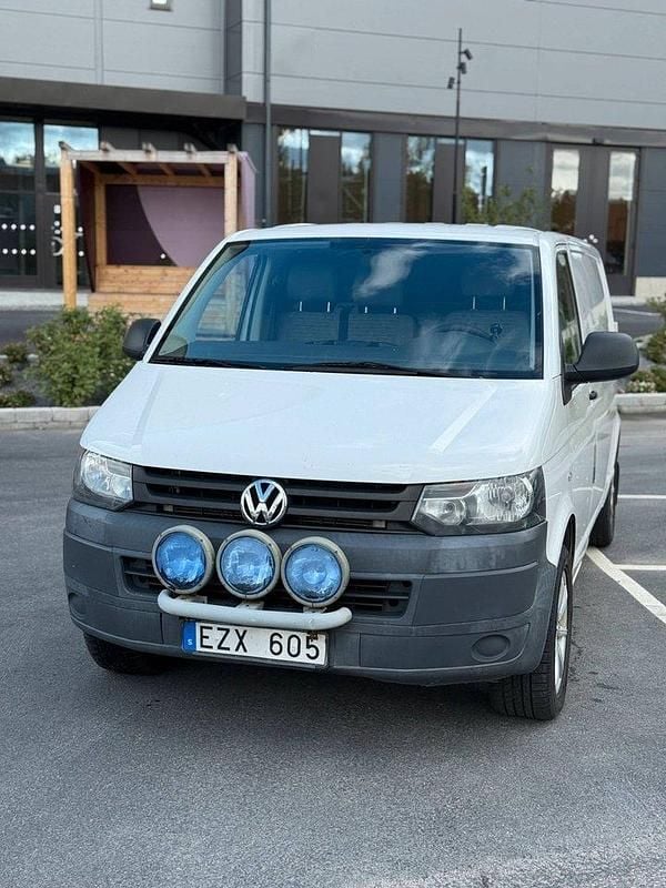 Vit Begagnad 2013 VW T5 Van | 69 000 kr (Superpris) - Bild 1/4