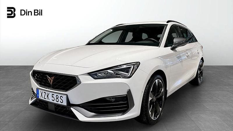 Vit Begagnad 2023 Cupra Leon Kombi | 249 900 kr (Bra pris) - Bild 1/3