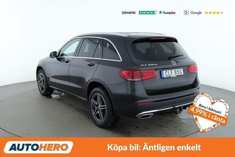 Begagnad Mercedes GLC300 AMG line 310 HK (228 kW) 2021 Grå SUV