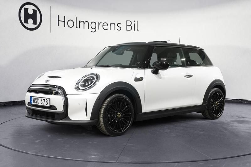 Begagnad Mini Cooper SE 2023 Vit Halvkombi