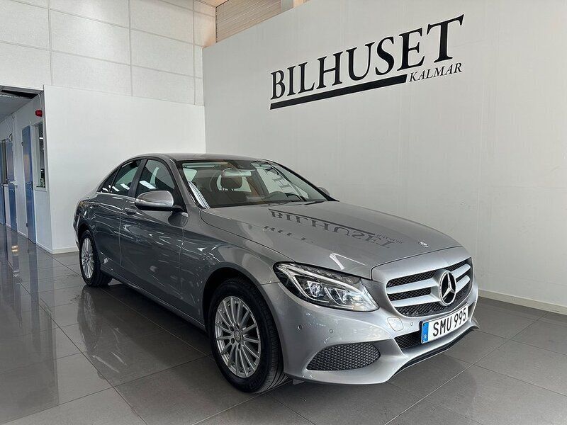 Silver Begagnad 2014 Mercedes C220 Sedan | 149 900 kr (Marknadspris) - Bild 1/4