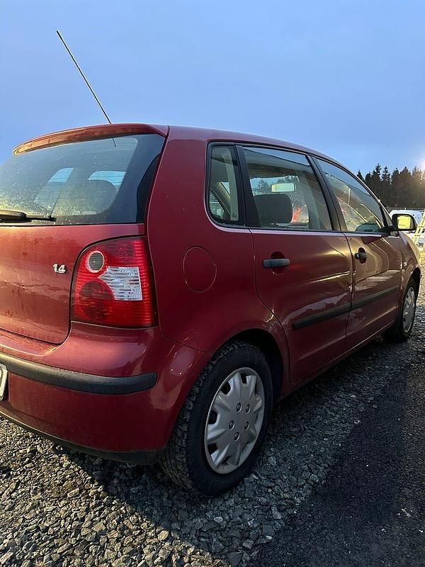 Begagnad VW Polo 75 HK (55 kW) 2003