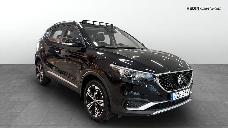 Begagnad MG ZS Luxury 105 kW (143 HK) 2021 Svart SUV