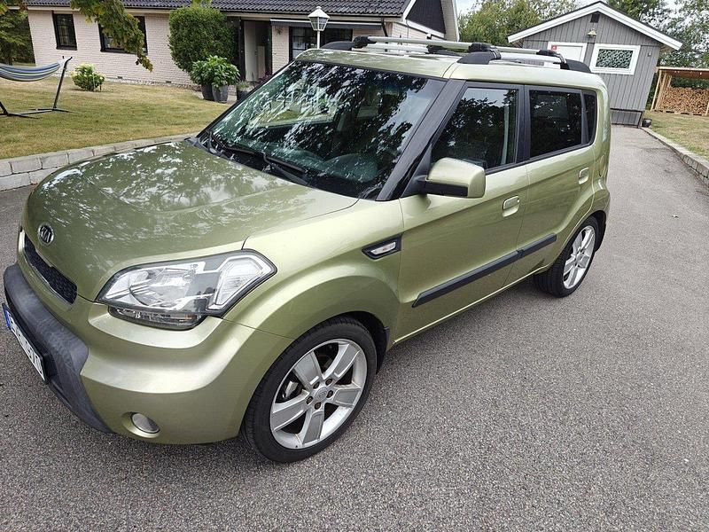 Grön Begagnad 2009 Kia Soul 4 SUV | 36 000 kr (Lite dyr) - Bild 1/3