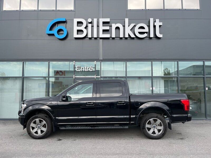 Svart Begagnad 2018 Ford F-150 Pickup | 409 900 kr - Bild 1/4