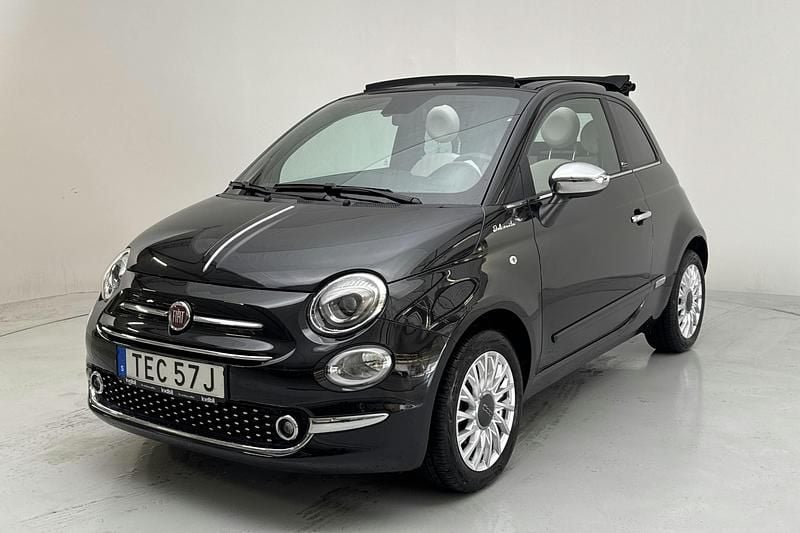 Svart Begagnad 2022 Fiat 500 Dolcevita | 149 000 kr - Bild 1/4