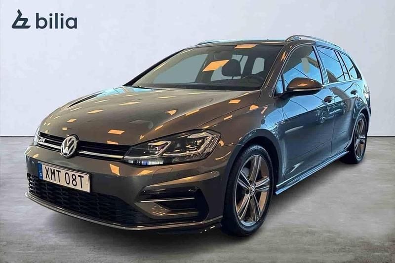 Grå Begagnad 2020 VW Golf VII Kombi | 209 900 kr (Marknadspris) - Bild 1/1