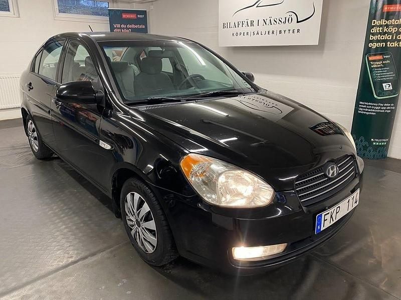 Svart Begagnad 2007 Hyundai Accent Sedan | 37 900 kr - Bild 1/4