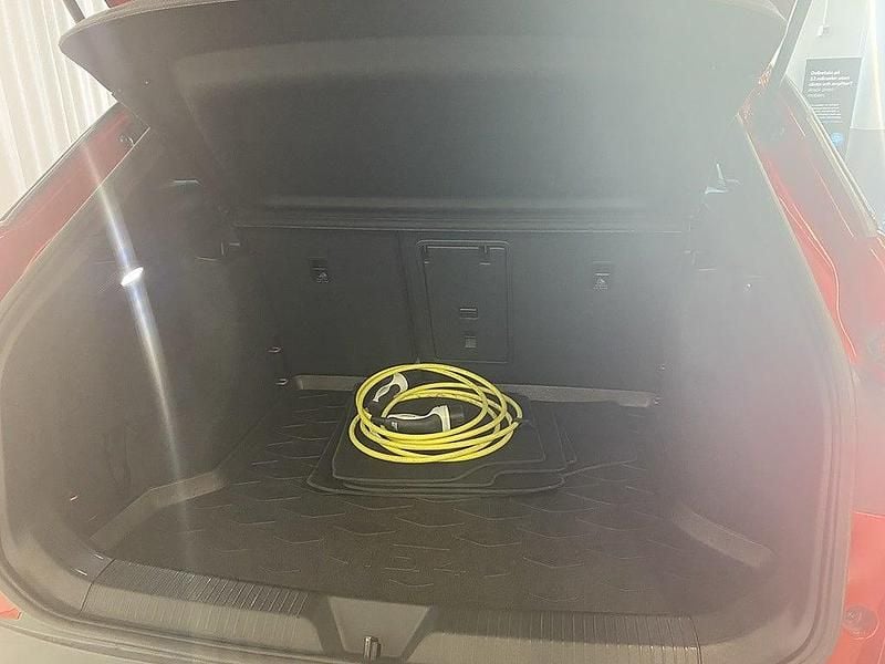 Begagnad VW ID.4 GTX 250 kW (340 HK) 2021 Kings red metallic black SUV