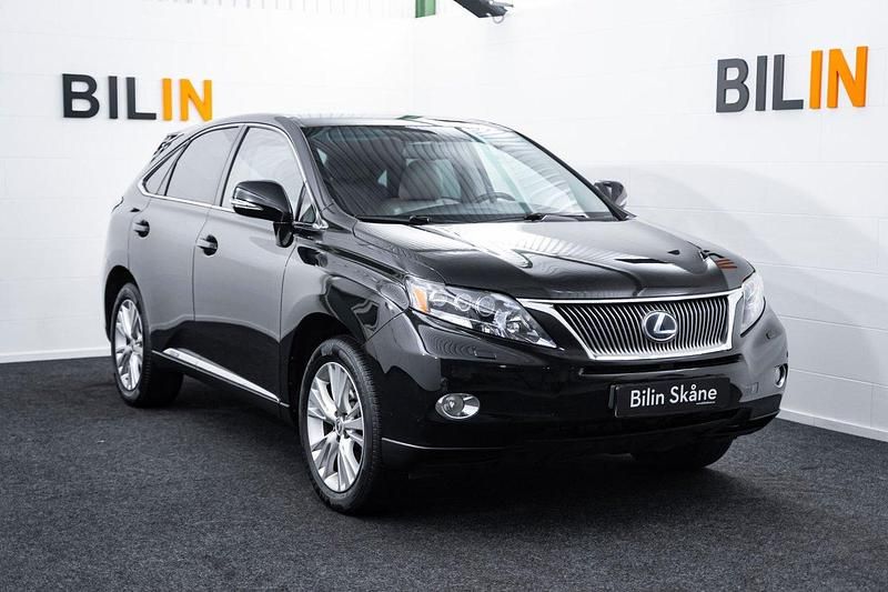 Svart Begagnad 2011 Lexus RX450h Luxury Line SUV | 139 900 kr (Marknadspris) - Bild 1/4