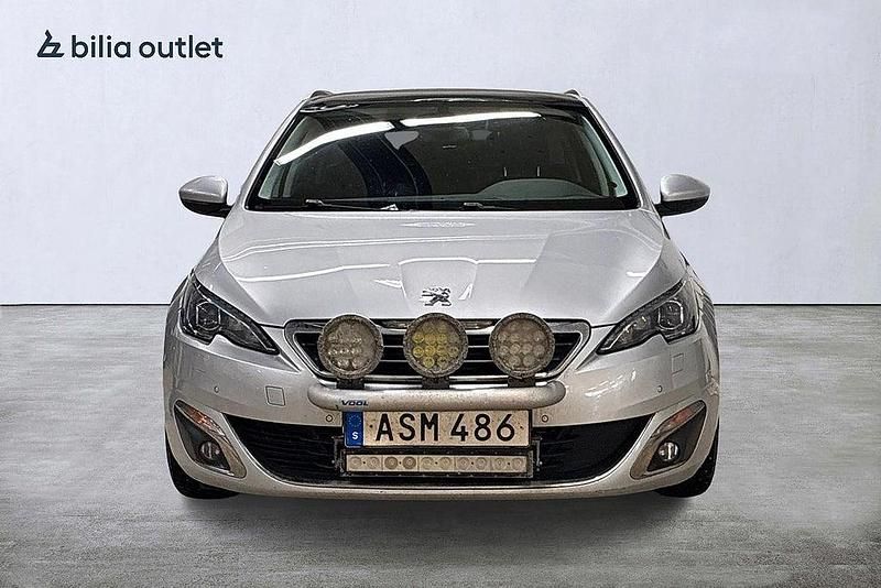 Begagnad Peugeot 308 SW 2015 Grå Kombi