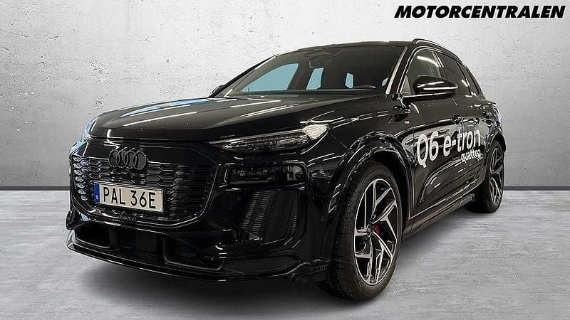 Svart Begagnad 2025 Audi Q6 e-tron S-Line SUV | 899 000 kr (Bra pris) - Bild 1/4