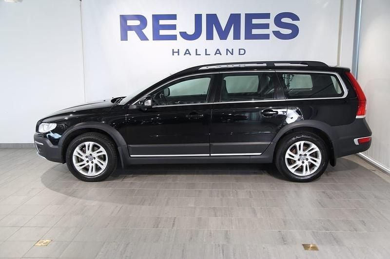 Begagnad Volvo XC70 Momentum 184 HK (135 kW) 2015 Svart SUV