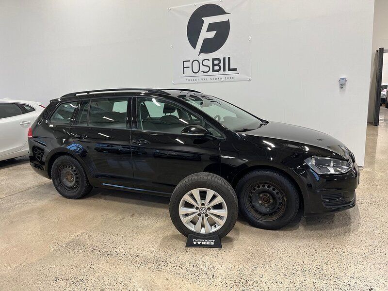 Svart Begagnad 2015 VW Golf VII Kombi | 99 900 kr (Marknadspris) - Bild 1/3
