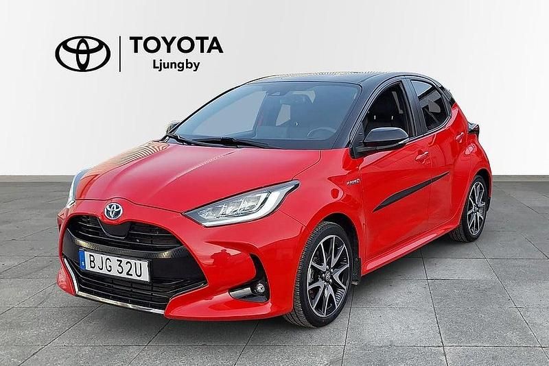 Svart Begagnad 2020 Toyota Yaris Hybrid Edition Halvkombi | 229 000 kr (Lite dyr) - Bild 1/3
