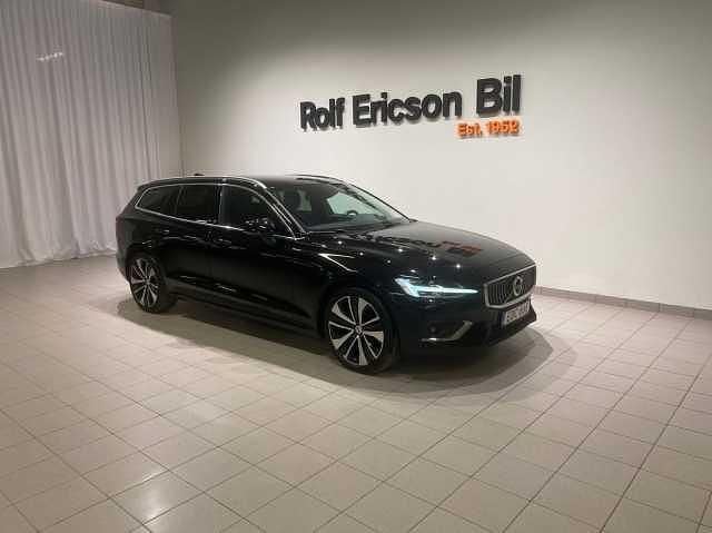 Begagnad 2022 Volvo V60 Kombi | 299 500 kr (Marknadspris) - Bild 1/4