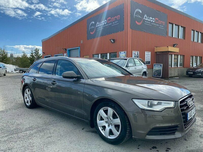 Begagnad Audi A6 Sport 245 HK (180 kW) 2012 Grå Kombi